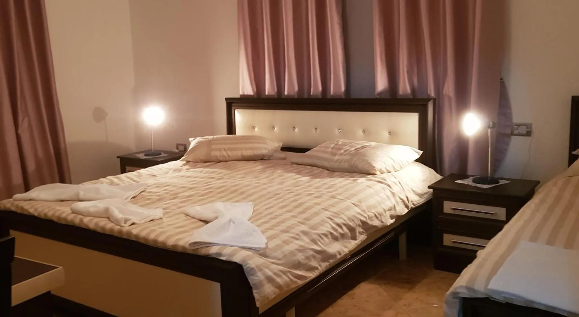 ゲストハウス Guesthouse Selami ベラト